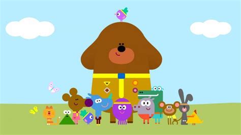 The squirrels are helping <b>Duggee</b> in the garden when Tag makes friends with a caterpillar. . Hey duggee 123movies